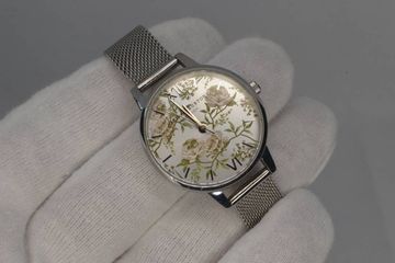 01-19160933: Olivia Burton ob16pl33