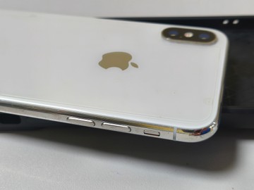 Б/в Мобільний телефон Apple iphone x 256gb 01-200981876