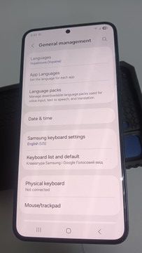 Б/в Мобільний телефон Samsung galaxy s22 sm-s901w 8/128gb 01-200992211