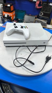 Б/в Ігрова приставка Microsoft xbox one s 1tb 01-200873891