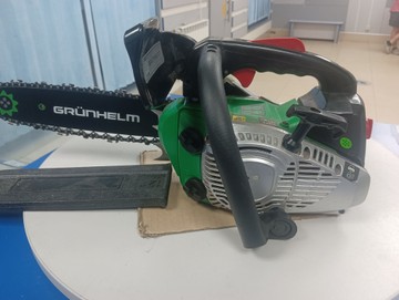 Б/в Пила ланцюгова Grunhelm gs-2500 01-201001654