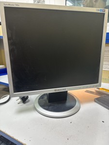 Б/в Монітор Samsung 740n 01-201011179