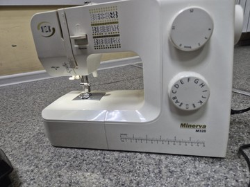 Б/в Швейна машина Minerva m320 01-201038982