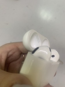 Б/в Навушники Apple airpods 4 01-201070903