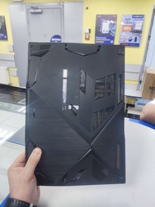 Б/в Ноутбук Msi 15/core i7-11800h ddr4/16gb ddr4/hdd *відсутній/ssd 256 gb/geforce gtx1650 max-q 4gb 01-201064613