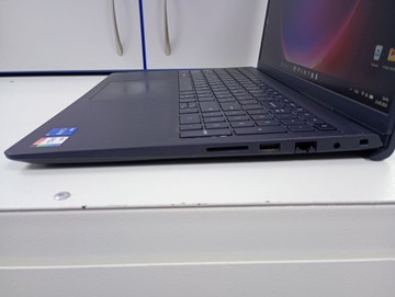 Б/в Ноутбук Dell 15/core i5-1335u ddr5/16gb ddr5/ssd 500 gb/*інтегрована 01-201086842
