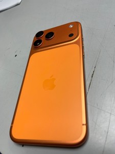 Б/в Мобільний телефон Apple iphone 17 pro max 256gb 01-201144793