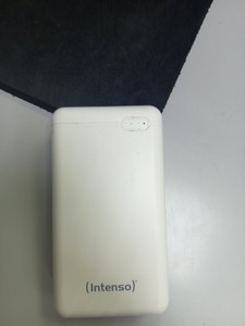 Б/в Повербанк Intenso xs20000 20000mah 01-201152437