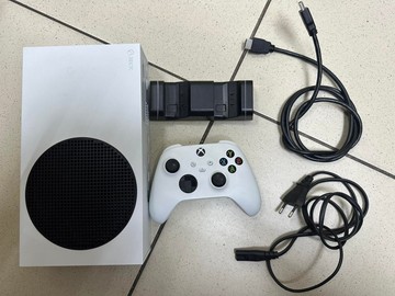 Б/в Ігрова приставка Microsoft xbox series s 512gb 01-201152808