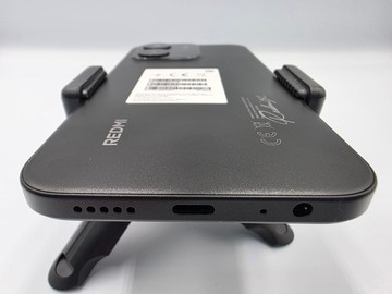 Б/у Мобільний телефон Xiaomi redmi 15c 4g 8/256gb 01-201169230