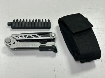 Б/в Мультитул Gerber center-drive multi-tool 01-201169311