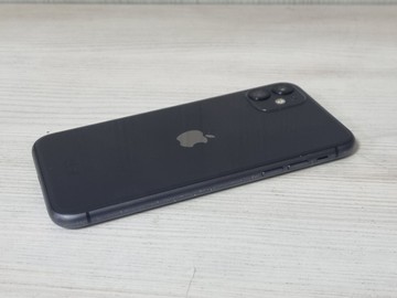 Б/в Мобільний телефон Apple iphone 11 64gb 01-201181554