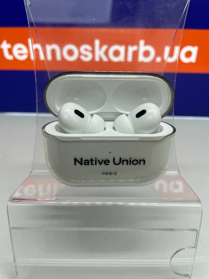 airpods pro 2nd generation with magsafe charging case usb-c