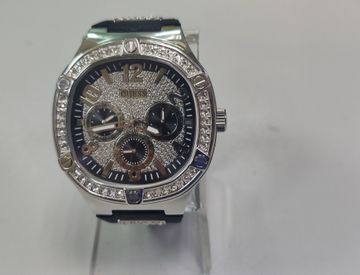 01-200589820: Guess gw0641g1