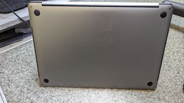 01-200610132: Apple macbook pro a1707/15.4/core i7 2,8ghz/ram16gb/ssd256gb/amd radeon pro555 2gb