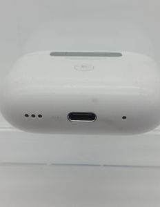 01-200783344: Apple airpods pro 2nd generation with magsafe charging case usb-c