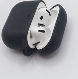 Б/в Навушники Apple airpods 4 with active noise cancellation 01-200804479