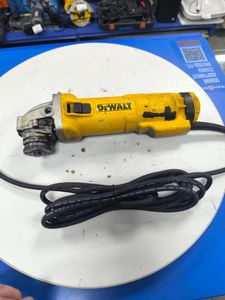 Б/в Кутова шліфмашина Dewalt dwe4237 01-200778192