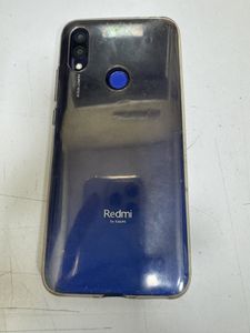 Б/в Мобільний телефон Xiaomi redmi 7 4/64 01-200814867