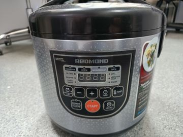 Б/в Мультиварка Redmond rmc-m22 01-200834474