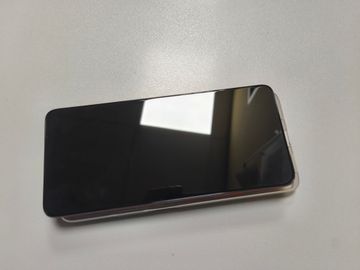 Б/в Мобільний телефон Motorola moto g06 4g 4/256gb 01-200835153