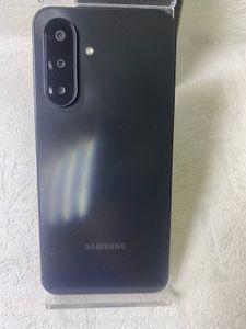 Б/в Мобільний телефон Samsung galaxy a17 8/256gb 01-200855834