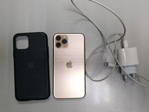 Б/в Мобільний телефон Apple iphone 11 pro 64gb 01-200856271