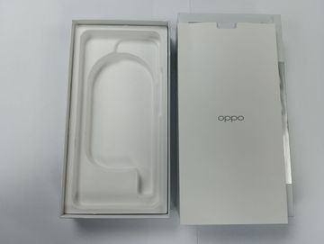 Б/у Мобильный телефон Oppo reno13 f 5g 8/256gb 01-200817177