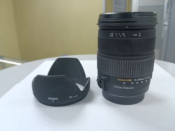 Б/в Фотообъектив Sigma zoom 18-200mm f/3.5-6.3 dc 01-200867597