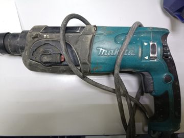 Б/в Перфоратор Makita hr2470 01-200870516