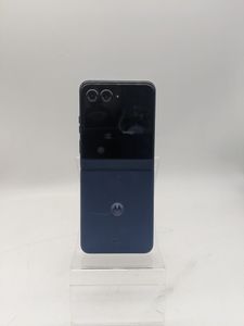 Б/в Мобільний телефон Motorola razr 60 8/256gb 01-200817175