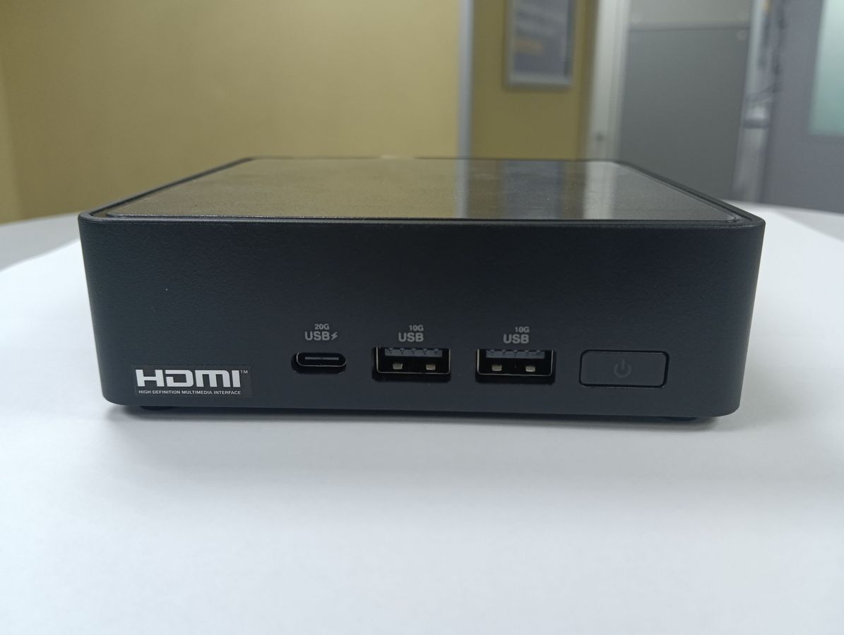 nuc 14 pro/core 3 100u/ram16gb ddr5/ssd256gb