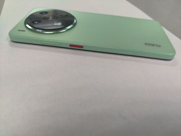 Б/в Мобільний телефон Zte nubia v70 max 6/128gb 01-200884246