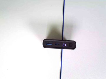 Б/в Повербанк Proove hyper flux plus 22.5w 10000mah 01-200895963