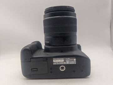 Б/в Фотоапарат цифровий Canon eos 4000d canon ef-s 18-55mm f/3.5-5.6 iii 01-200884974