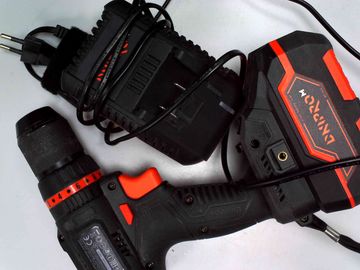 Б/в Шурупокрут Dnipro-M cd-201hbc compact 1акб 4ah зп 01-200906961