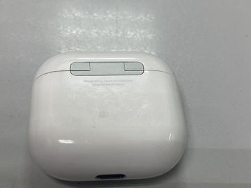 Б/в Навушники Apple airpods 4 01-200908990
