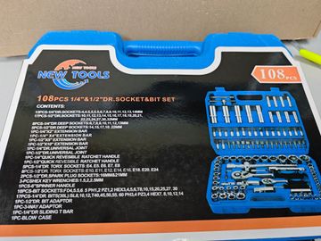 Б/в Набір автоінструментів New Tools 94 шт 16-000276070