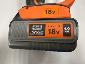 Б/в Кутова шліфмашина Black&Decker bcg720 1акб 4ah зп 01-200911672