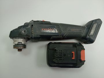 Б/в Кутова шліфмашина Dnipro-M dga-200bc ultra 1акб 4ah зп 01-200856447