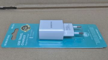 Б/у Сетевое зарядное устройство Borofone ba20a 16-000276441