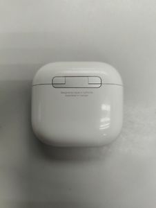 Б/в Навушники Apple airpods 4 with active noise cancellation 01-200919477