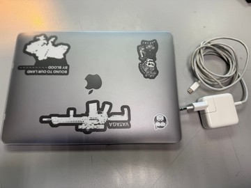 Б/в Ноутбук Apple MacBook Air 13`` Late 2020 01-200924489