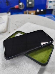 Б/в Мобільний телефон Apple iphone 11 64gb 01-200939272