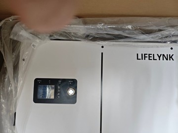 Б/в Гібридний інвертор Sunsynk lifelynk x 3,6 квт і батарея 3,84 квт·год all-in-one 01-200960557