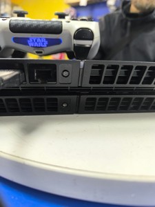 Б/у Игровая приставка Sony playstation 4 1tb 01-200894010