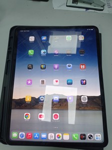 Б/в Планшет Apple ipad pro 13 2024 wi-fi 512gb 01-200978952