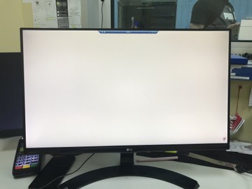 Lg 24mp68vq