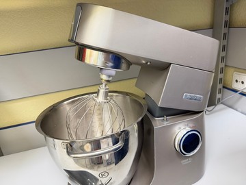 Б/в Кухонний комбайн Kenwood kvl80 01-201008473
