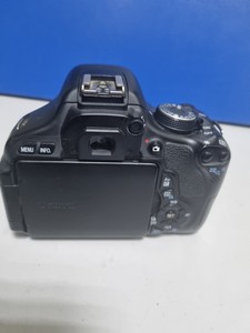 Б/в Фотоапарат Canon eos 600d / efs 18-135 1:3.5-5.6 is 01-201088313